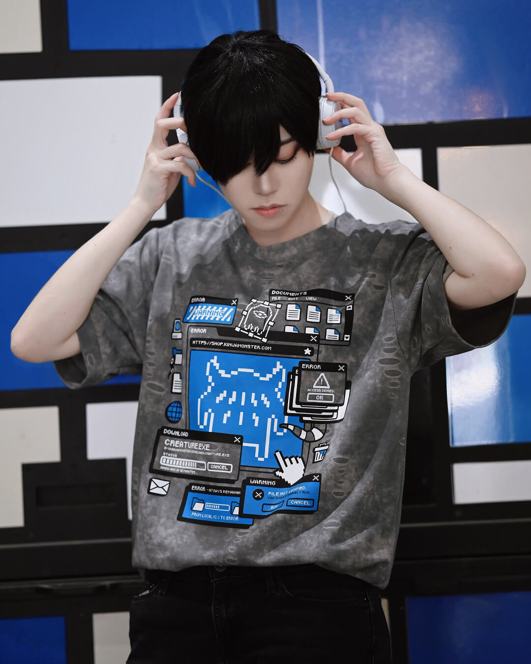 T-shirt: CREATURE.EXE